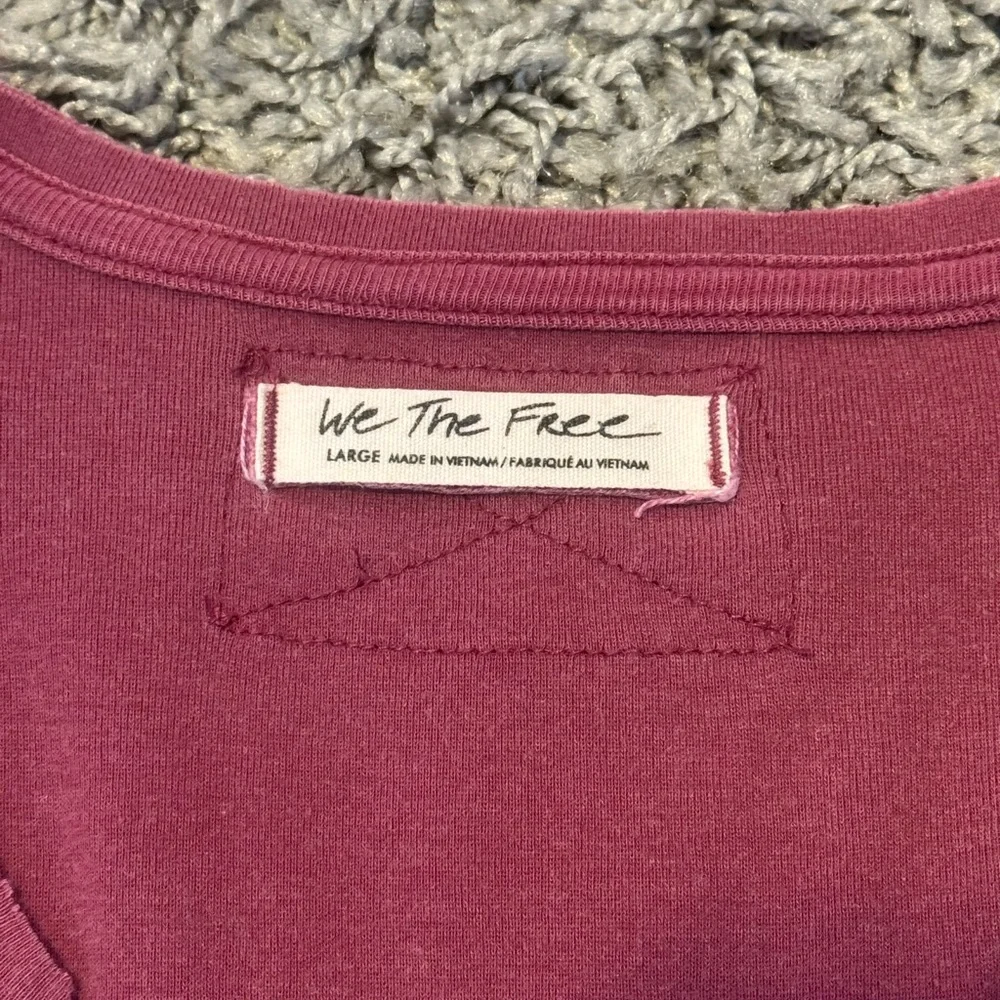 Top - Picture 2 of 2